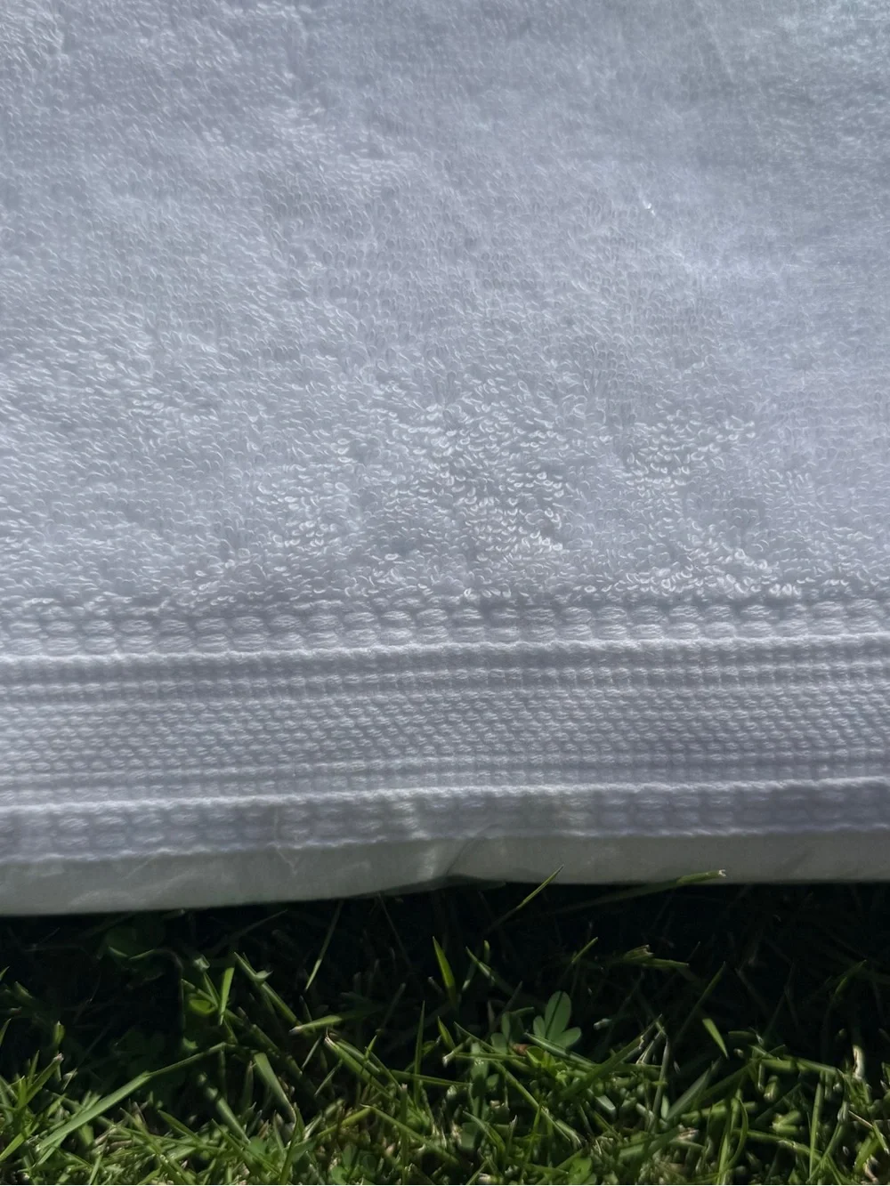 Frontgate Resort Solid Beach Towels (4) - NWT